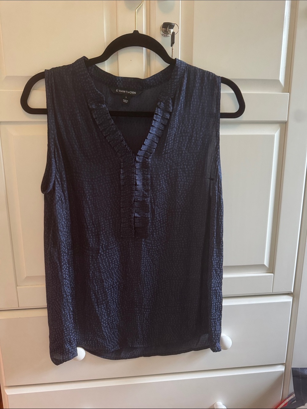 41 Hawthorn Navy Textured Sleeveless Ruffle V-Neck Camisole